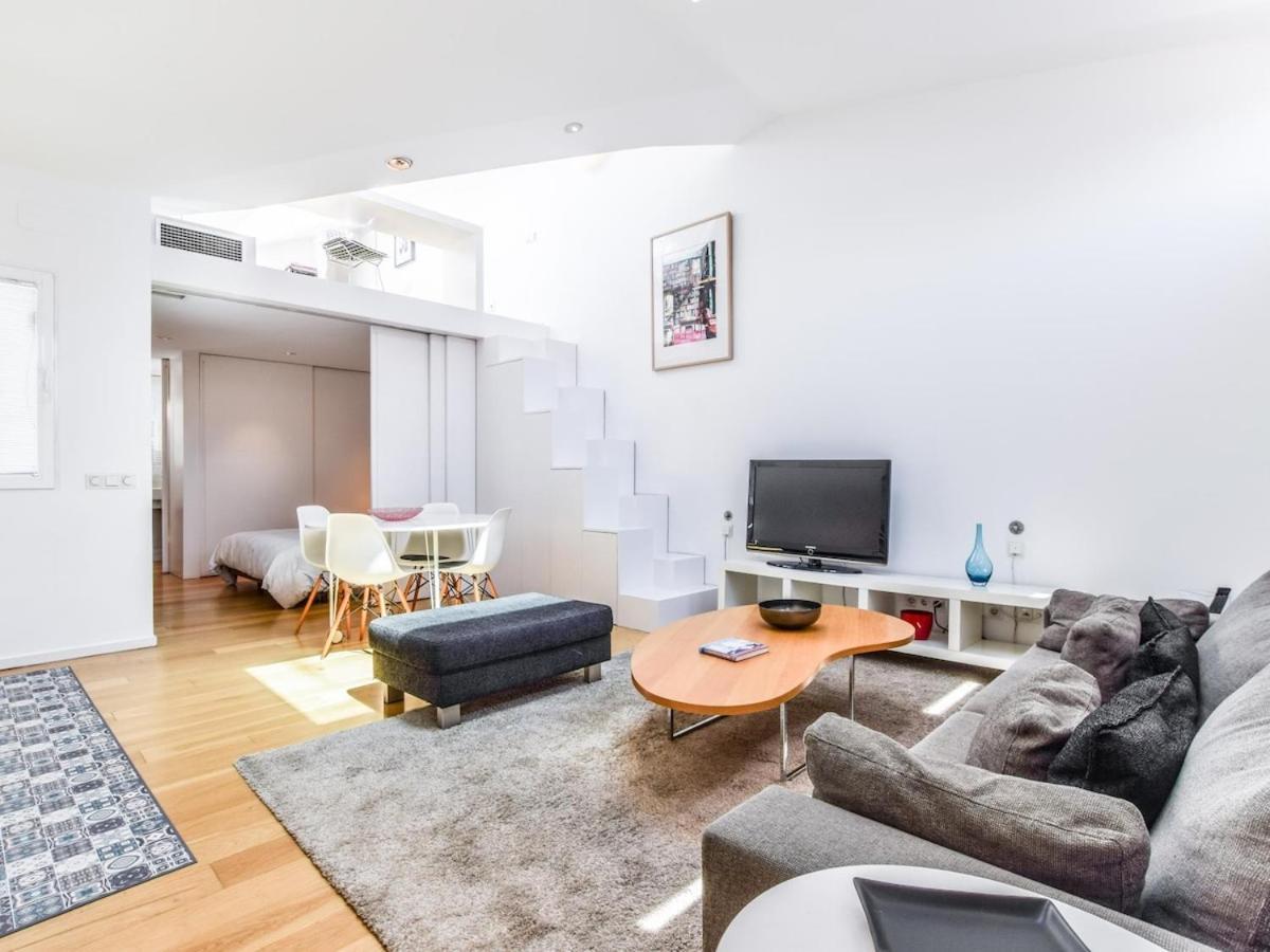 Apartamento De Diseno De Lujo En Lavapies Alquiler Temporal Мадрид Экстерьер фото